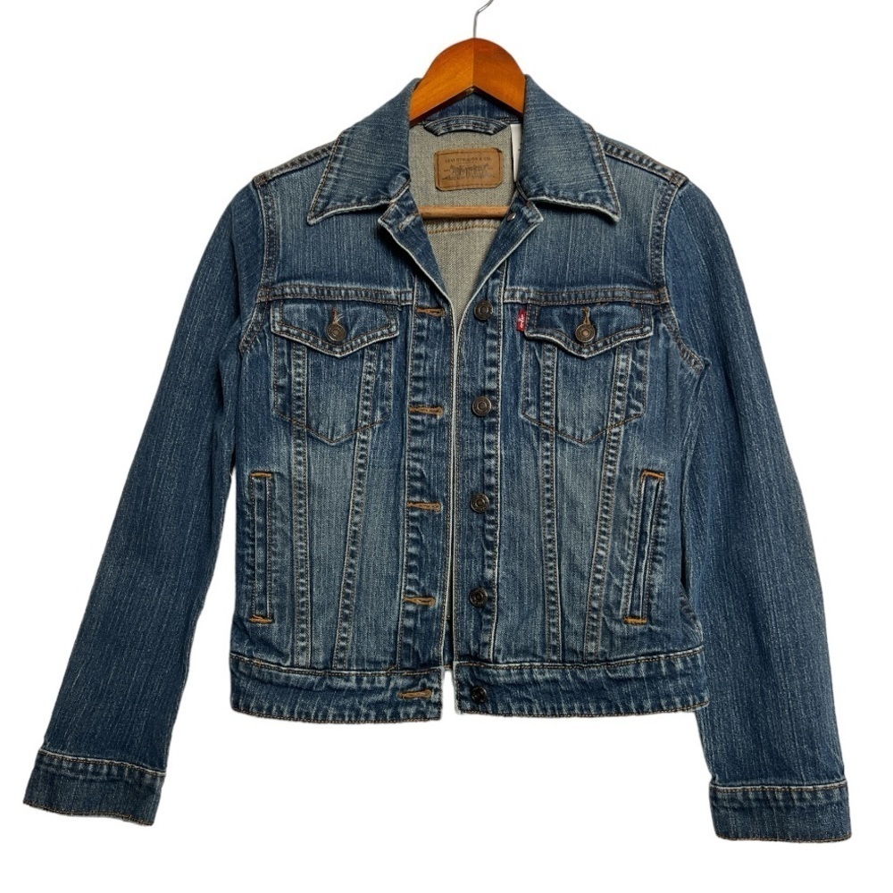 Levi’s Crop Jean Jacket Distressed Cowgirl Size Small